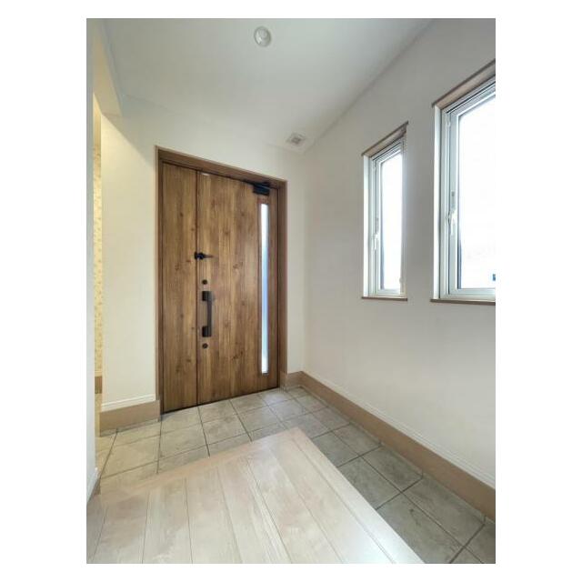 シューズボックス完備！土間にはベビーカーなども収納可能＾＾