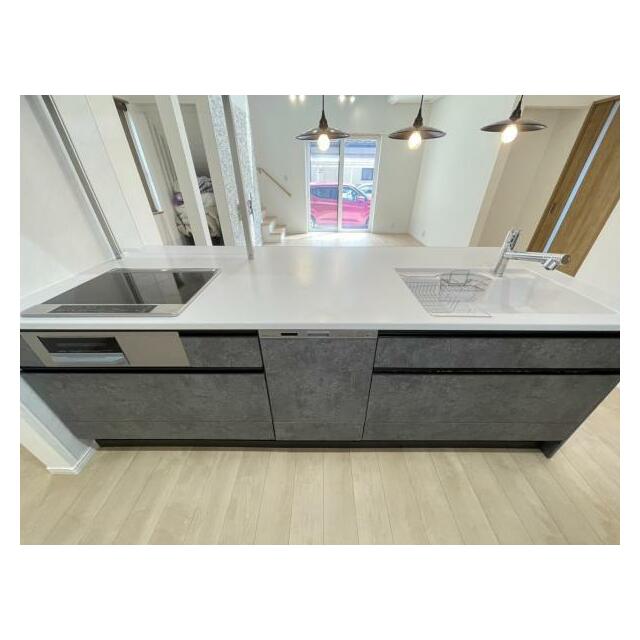 作業スペースが広い！フラットで作業がしやすそう＾＾