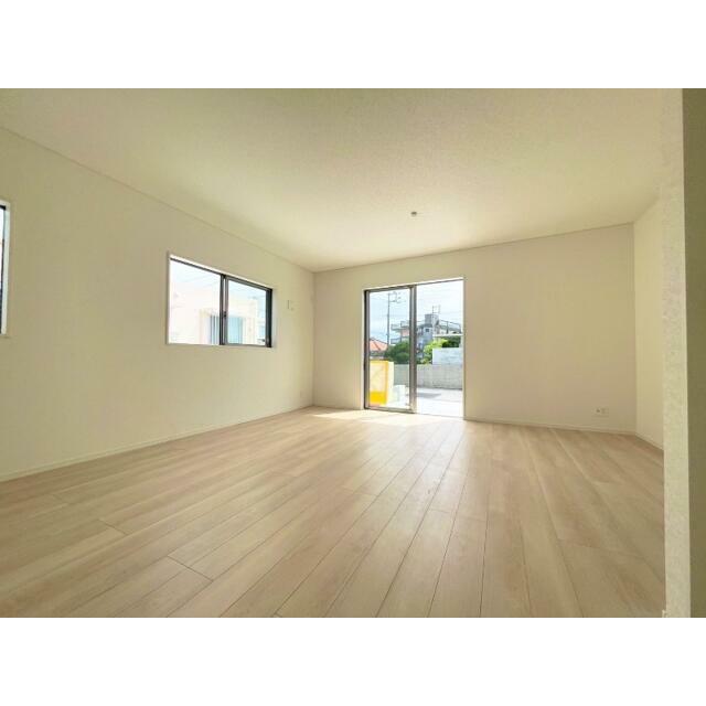 detached 字宇江城