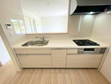 detached 字宇江城