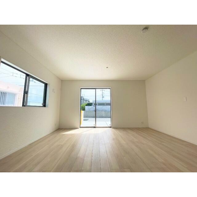 detached 字宇江城