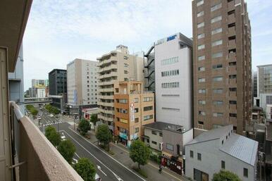 写真は603号室です