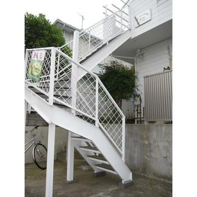 共用階段
