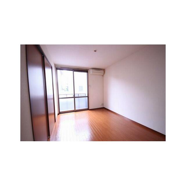 南向き「２ＤＫ」タイプ。バルコニーも長く、お洗濯物もたくさん干せます。