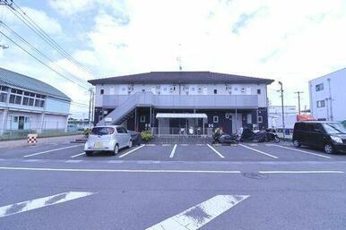 ■敷地内駐車場有（空き要確認）■