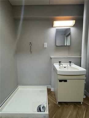 洗濯機置き場付