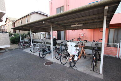 屋根付き駐輪場！