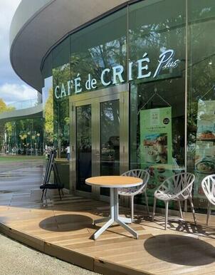カフェ・ド・クリエ　板橋区立中央図書館店
