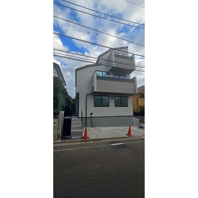 日を重ねるごとにこの佇まいに愛着が湧いてきそう（1号棟）