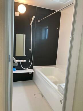 一日の終わりはバスタイムでリラックス。お湯でぽっかぽかに温まって快眠を（3号棟）