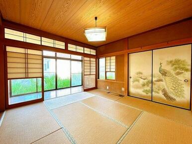 １階和室「約８帖の和室です。」