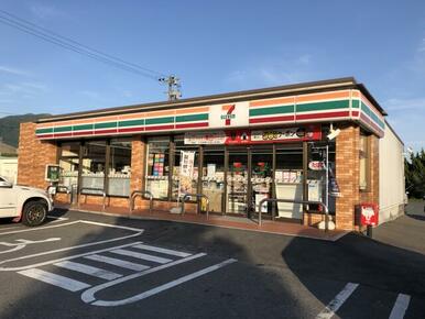 セブンイレブン直方頓野店