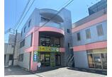 情報提供会社