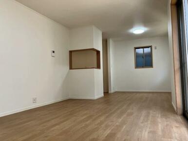 LDK18帖　キッチンから見渡せます