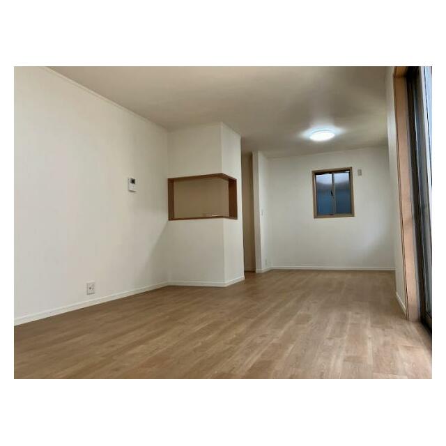 LDK18帖　キッチンから見渡せます