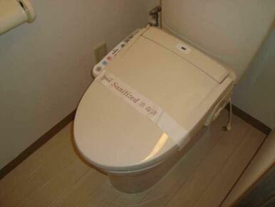 シャワー付トイレ