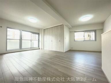 ＬＤＫは広々約１９帖ございます。自然とご家族がＬＤに集まり、会話が育まれる間取りです。