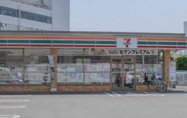 セブンイレブン　茅ヶ崎本宿町店