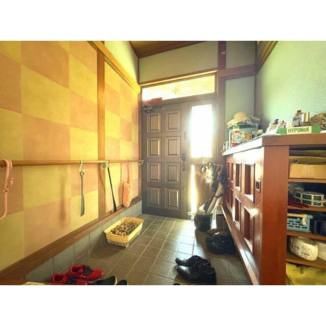 シンプルで使いやすい玄関です