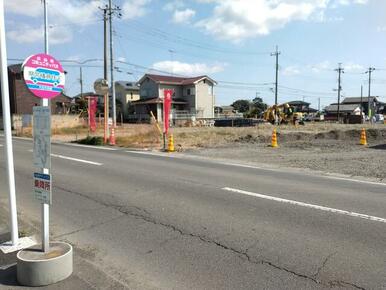 「県営横倉住宅」バス停