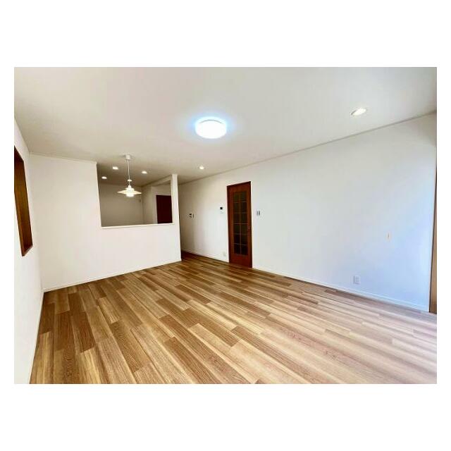 「LDK」対面キッチンで家族との時間をより共有できる空間です。