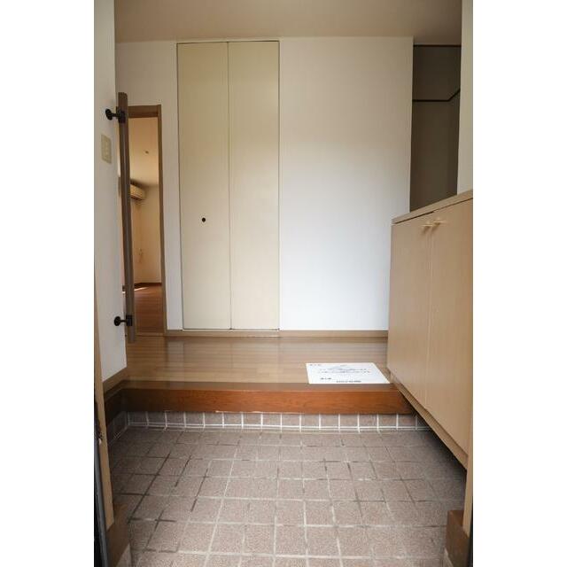 玄関 ※同物件・同仕様画像