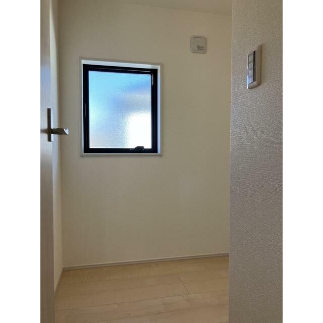 家族やゲストの笑顔が浮かんできそうな玄関（2号棟）