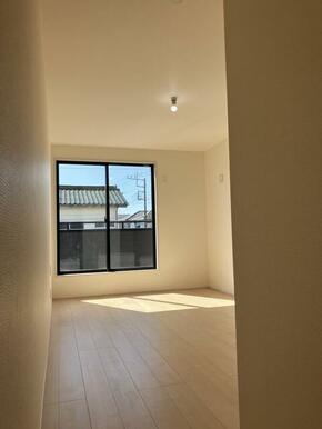 リビングとは別に静かな時間を楽しめる部屋（2号棟）