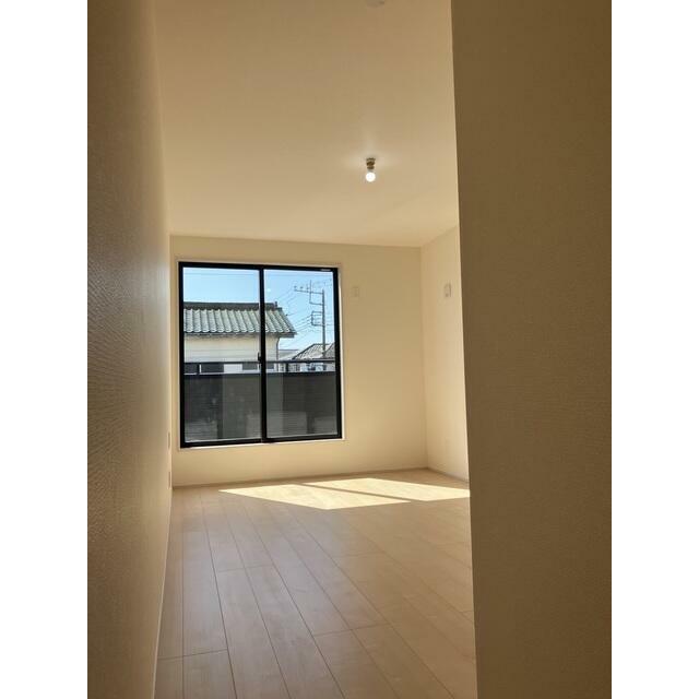 リビングとは別に静かな時間を楽しめる部屋（2号棟）