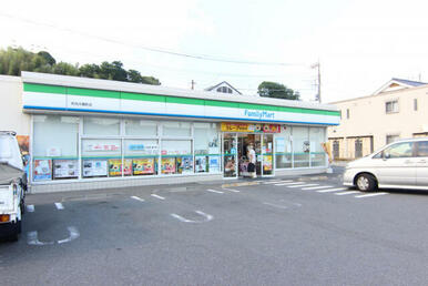 ファミリーマート町田大蔵町店