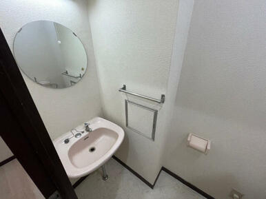 トイレの手洗い場