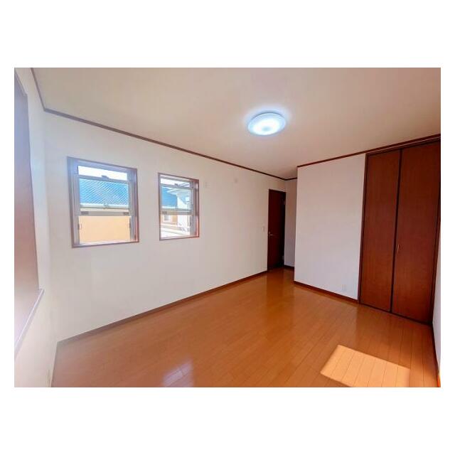 「2階東側約6.5帖洋室」（2）