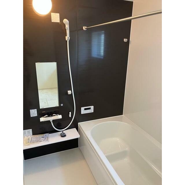 朝風呂、シャワー、夜のバスタイムと使い方は自在（1号棟）