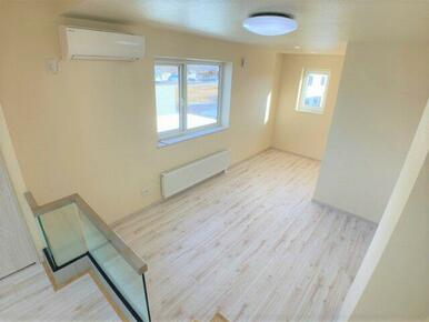 こちらもエアコン・照明付き。