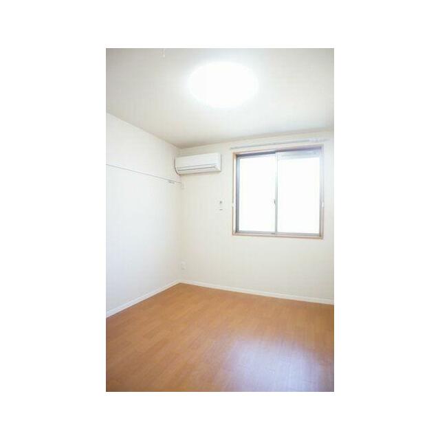 北洋室には１年を通して快適に過ごすことが出来るエアコン付き☆