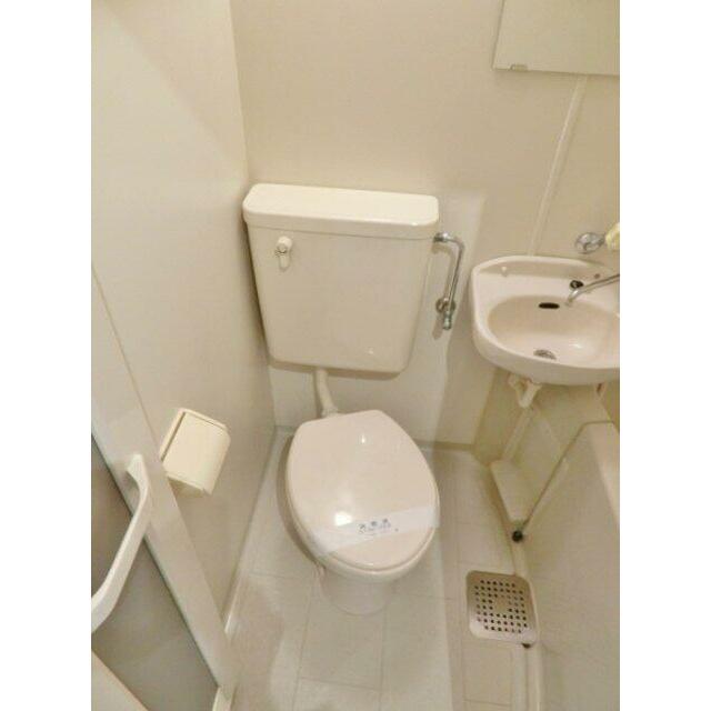 写真は306号室です。