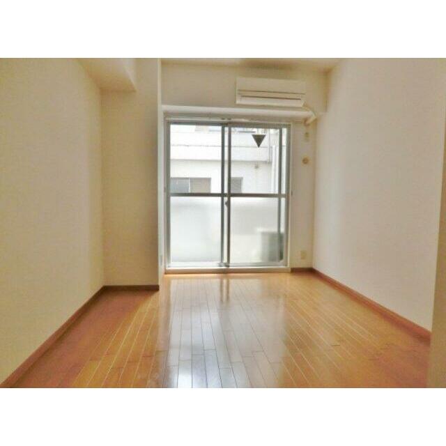 写真は306号室です。