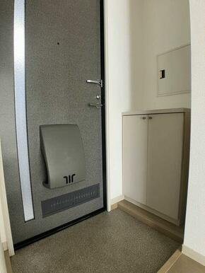 シューズボックス