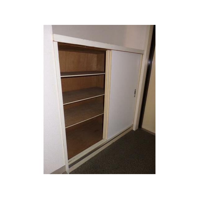 シューズボックス