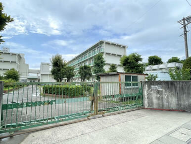 上条小学校