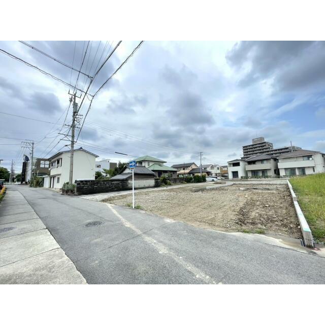 販売現地