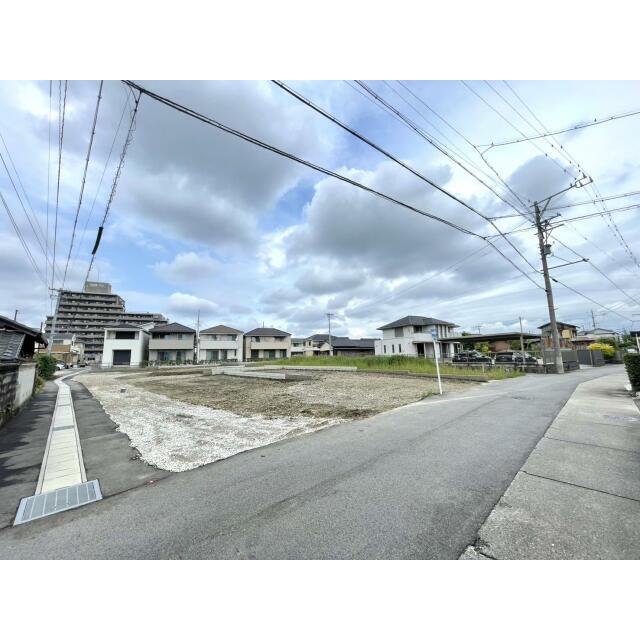 販売現地