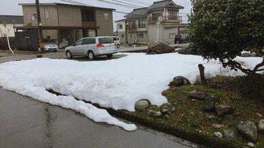 金太郎温泉近く角地！県道沿いで融雪あり！
