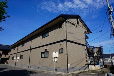 落ち着いた外観