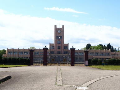 小矢部市立蟹谷小学校