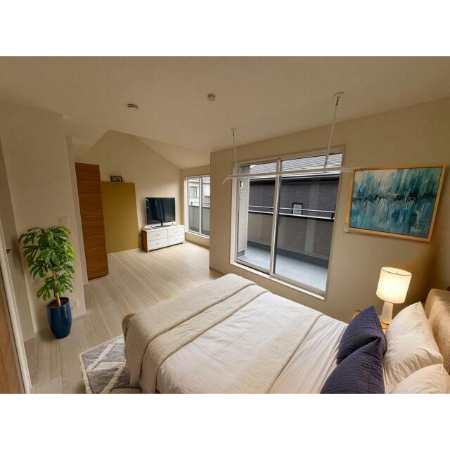 【主寝室】2つの部屋にアレンジできるフレキシブルルーム