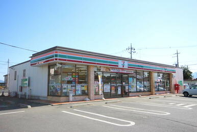 セブンイレブン下館島店