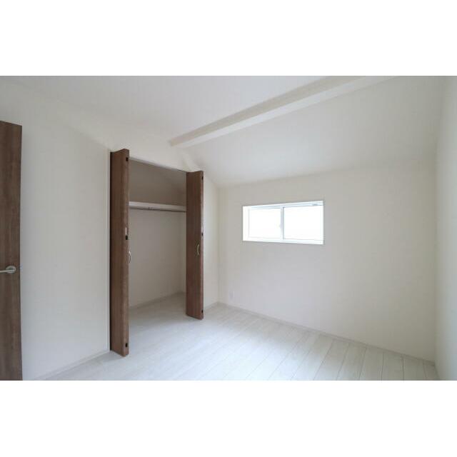 【2号棟:洋室（5.25帖）】