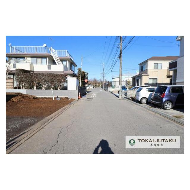 東側約6M幅員の公道。車の出し入れもスムーズに行えますね＾＾