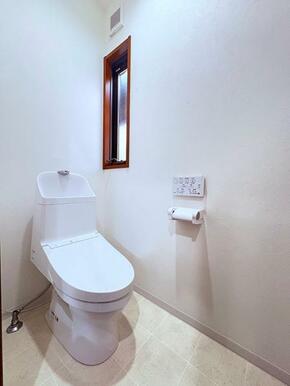 1階トイレ新品交換済
